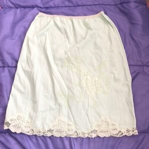 Vintage minty green skirt slip small